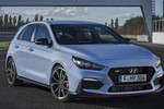 Hyundai i30 N giá 750 triệu “đấu” Ford Focus ST